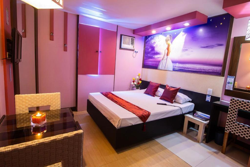 Hotel Dreamworld Las Piñas Esterno foto
